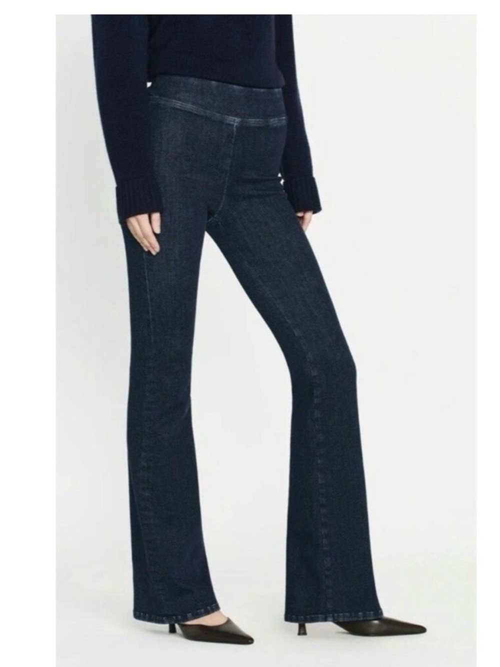 FRAME NEW Denim Jet Set high rise flare jeans size 2 or large or waist 30-34